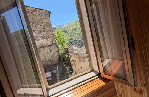 Acciano Apartment | A three-room apartment measuring 70 square meters, nestled in the natural beauty of the Abruzzo Apennines.