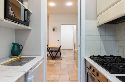 San Giovanni Apartment | A vacation to the Latin walls!
