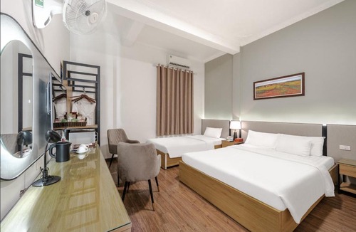 Hai Ba Trung Hotel | A25 Hotel - 185-187 Lò Đúc