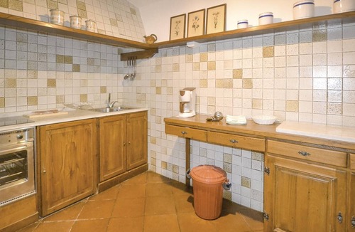 Capolona House | About 5 km above Capolona lies this friendly cottage on the edge of a small borgo.