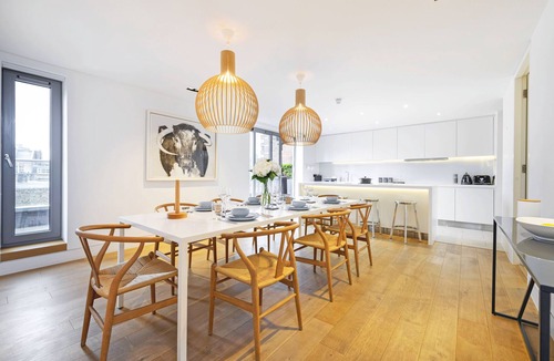 Cathedrals Apartment | Accomodo London Waterloo - Luxury & Spacious Triplex Penthouse on Southbank