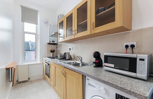 Acton Apartment | Acton Apartment 2 mins to Tube Station