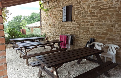 Pergola Apartment | Agriturismo Alla Vecchia Quercia vacation apartment "Cagli" for 2 persons