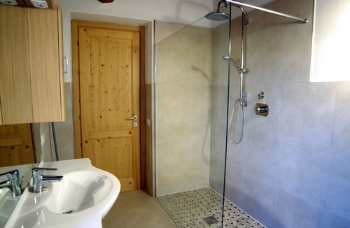 Petriolo Other | AGRITURISMO IL MELOGRANO: Matthew apartment with pool and beautiful garden
