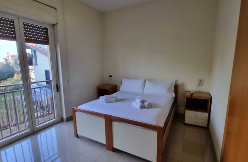 Cassia House | AH Roma
