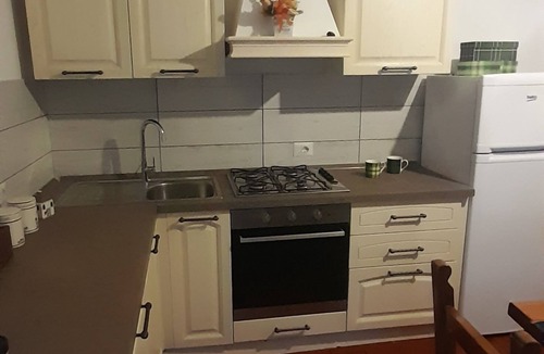 Piancastagnaio Apartment | Ai piedi del Monte Amiata, caratteristico Borgo Medioevale