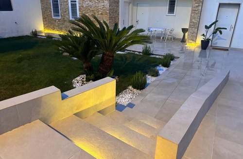 Municipio 5 House | AIRPORT LUXURY RESIDENCES: ELEGANCE AND RELAXATION JUST A STONE'S THROW FROM THE AIRPORT AND THE SEA