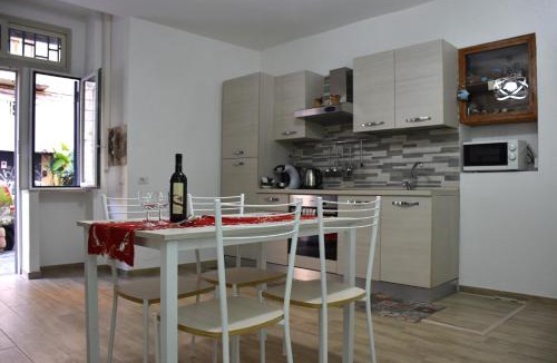 Montecalvario Apartment | Alessia House