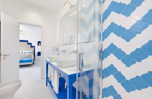 Meta Hotel | Alimuri Bay Resort