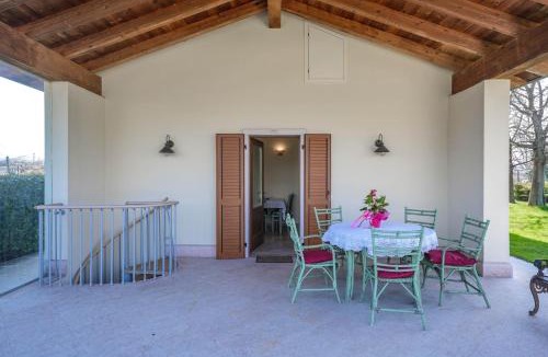 Pescantina House | Alloggio romantico nel verde in fronte Acquardens