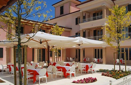 Tortoreto Apartment | Amazing apartment in Tortoreto with WiFi