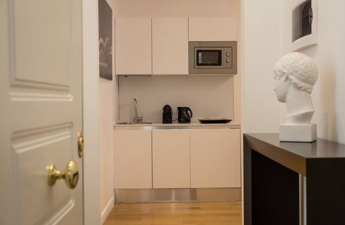 Rome City Centre Apartment | Amazing Piazza Venezia Suite Int 5