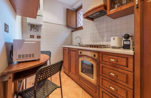Rione VII Regola Apartment | Amazing studio in Campo de' Fiori - Air Conditioning - Free Wi-Fi