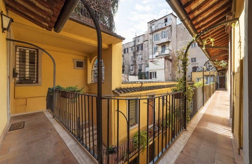 Rione VII Regola Apartment | Amazing studio in Campo de' Fiori - Air Conditioning - Free Wi-Fi