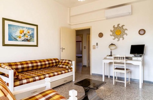 Marina di Grosseto Apartment | Ampio Appartamento con Terrazzo e 2 Camere a Marina di Grosseto