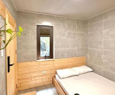 Hai Chau Apartment | AMY HOME - 3 bedroom Apartment with bathtub