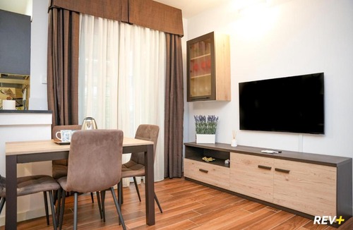 Zona XIX Casal Morena Apartment | Anagnina Urban Stay Appartamento Luminoso con Balcone Metro A