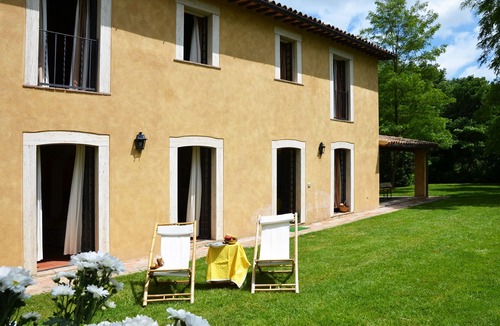 Corbara Cottage | ancient, restored villa in a farm house, private garden, pool in the farm