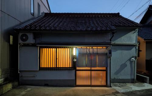 Gifu House | ann近島 Machiya Private Villa ann Gonnosima 平屋一軒家貸切 最大5名 駐車場2台無料 ファミリーやグループに最適