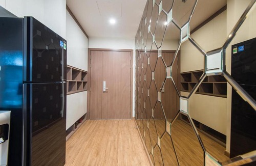 Ngoc Khanh Apartment | Anstay Luxury Vinhomes Metropolis 2 BRs City View