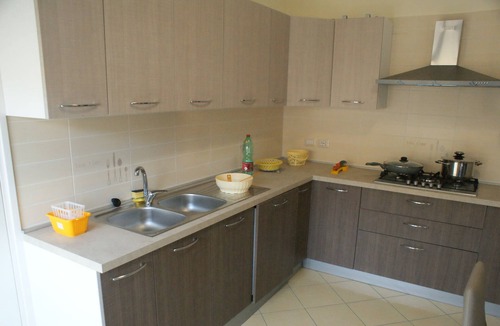 Santa Maria di Castellabate House | Apartment for 6 in Santa Maria Historic Center – 100m from the Beach