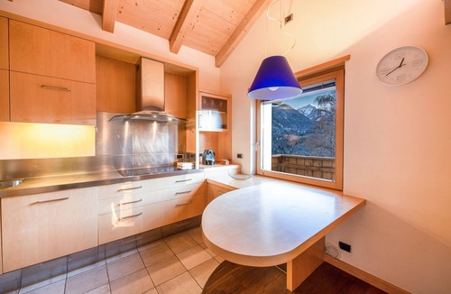 Castello-Molina di Fiemme Apartment | Apartment "La Pratolina Attico" with Mountain View and Balcony