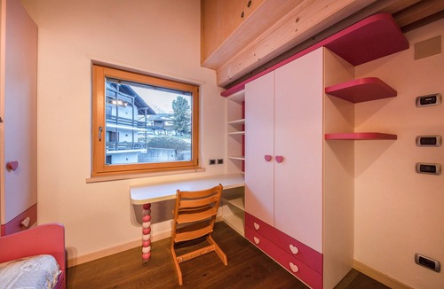 Castello-Molina di Fiemme Apartment | Apartment "La Pratolina Attico" with Mountain View and Balcony