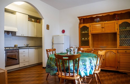 Le Rocchette Apartment | Apartment 'Villa Rodolfo' with Private Terrace, Garden, and Air Conditioning