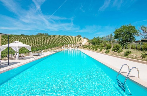 San Savino Apartment | Apartment in Marche near Sibillini Mountains