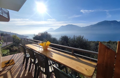 Assenza Apartment | Apartament Malva 2 with balcony and amazing lake view