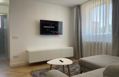 Sangeorz-Bai Apartment | APARTAMENT ULTRACENTRAL,PARCARE PRIVATA,WiFi