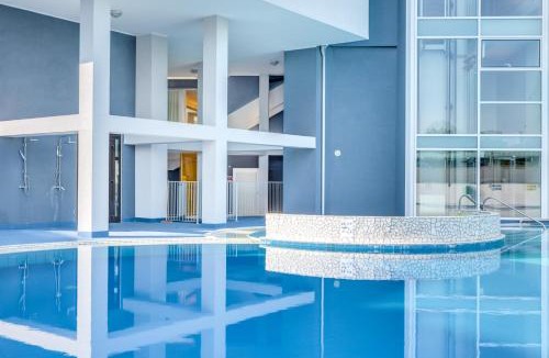 Porto Santa Margherita Apartment | Apartaments Suites Ambassador
