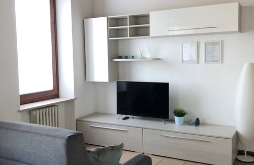 Negrar Apartment | Apartment ROSE AND TULIPANS 2 - in the heart of Valpolicella