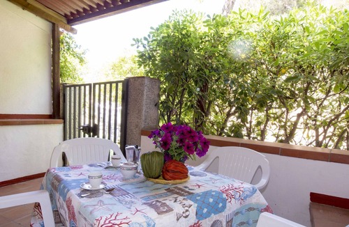 Fetovaia Apartment | Apartment 5 Fetovaia, just 300 meters from the beach with private parking space