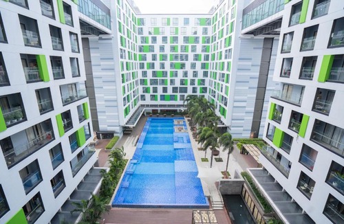 Tan Binh Apartment | APARTMENT AIRPORT - KING BED - Free Pool & Gym & Kids room