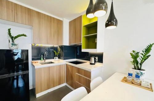 Tan Binh Apartment | APARTMENT AIRPORT - KING BED - Free Pool & Gym & Kids room