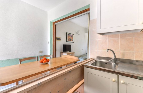 Bonalaccia-Filetto Apartment | Apartment 'Bilocale Dolores' with Shared Pool, Wi-Fi and Air Conditioning
