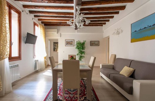 San Polo Apartment | Apartment Cà Petriana Historical Center