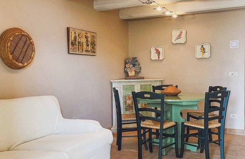 Torre de' Passeri Apartment | Apartment "Castle" for 4 guests