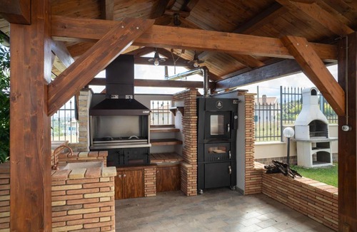 Collecorvino Apartment | Apartment Dolce Vita by Interhome