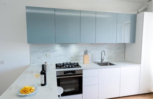 Casabianca di Fermo Apartment | Apartment Facing the Sea Parking Beach