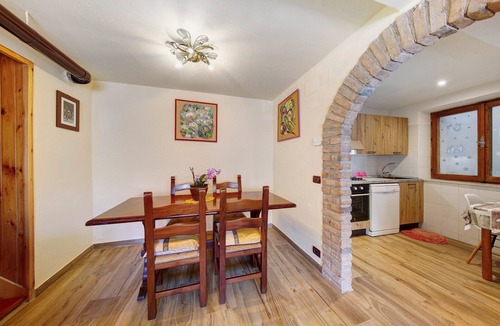 Vodo Cadore Apartment | Apartment 'Il Cuore Delle Dolomiti' with Mountain View, Private Terrace and Garden