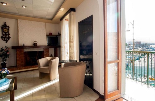 Portoferraio Old Town Apartment | Apartment Il Veliero with Amazing Sea View