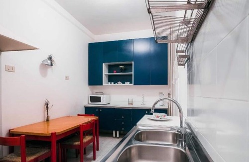 Nomentano Apartment | Apartment in Rome with 1 bedrooms sleeps 4