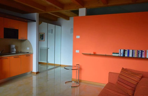 Cassone Apartment | Apartment Selene with Lake View, Shared Pool & Wi-Fi