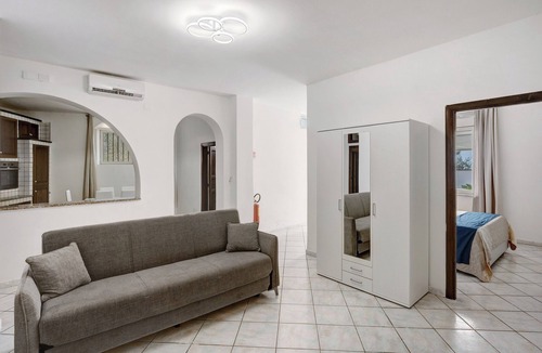 Nerano Apartment | Apartment 'Jeranto Standard' with Sea View, Wi-Fi and Air Conditioning
