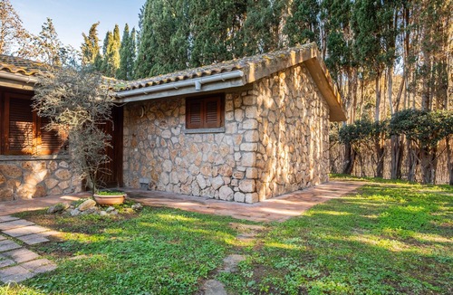 Ansedonia Apartment | Apartment 'La Capannuccia C' with Shared Garden, Wi-Fi and Air Conditioning