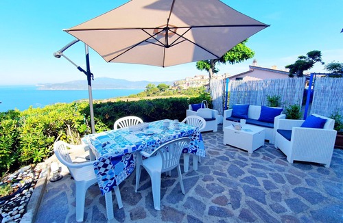 Capoliveri Apartment | Apartment "La Perla del Golfo 2" Sea View, Terrace & A/C