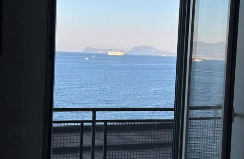 Posillipo House | Apartment overlooking the entire Gulf of Naples.