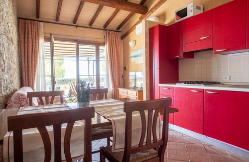 Riotorto Apartment | Apartment 'Palmaiola' with Sea View, Wi-Fi and Air Conditioning